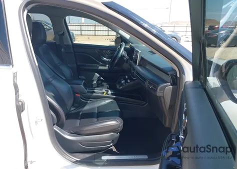 2021 Lincoln Corsair Standard z USA, uszkodzony, nr VIN 5LMCJ1C97MUL03505